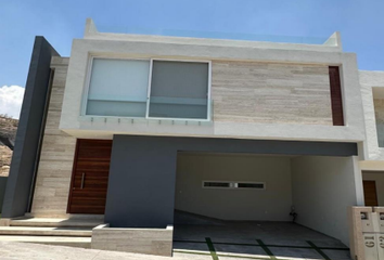 Casa en  Circuito Roncesvalles, San Luis Potosí, 78295, Mex