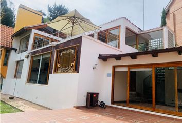 Casa en  Bosques De Pinos, Bogotá
