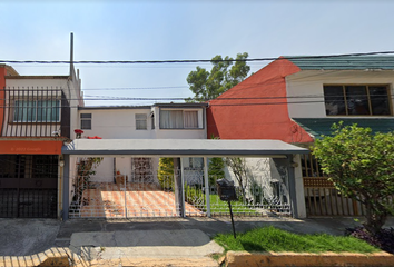 33 casas en venta en Fraccionamiento Valle de Santa Monica, Tlalnepantla de  Baz 