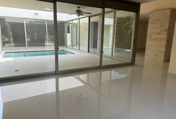 Casa en condominio en  Yucatan Country Club, Mérida, Yucatán, Mex