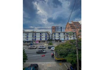 Casa en  La Ámerica, Medellín