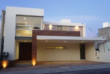 Casa en  Calle Lago Zirahuén 1022-1022, Fraccionamiento Cumbres Del Lago, Querétaro, 76230, Mex