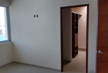 Casa en  Calle Canto Del Ruiseñor, Vista Alegre, Villas De Irapuato, Irapuato, Guanajuato, 36670, Mex