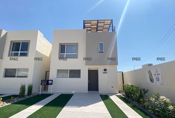 Casa en  Avenida Los Nogales, Residencial Puerta De Sebastián, Chihuahua, 31123, Mex