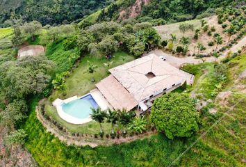 Villa-Quinta en  Calle 49 50-1-50-99, Hispania, Antioquia, Col