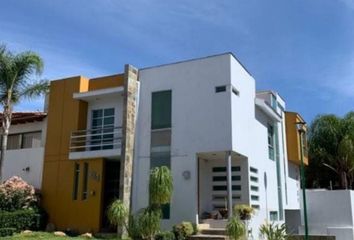 Casa en  La Estancia, Zapopan, Zapopan, Jalisco