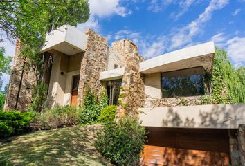 Casa en  Luján De Cuyo, Mendoza