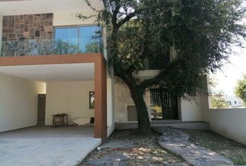 Casa en  Avenida Loreto, Carretera Nacional, El Uro, Monterrey, Nuevo León, 64986, Mex