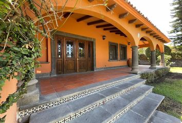 Casa en  Avenida Santa Catarina, Fraccionamiento Villas Del Mesón, Querétaro, 76226, Mex