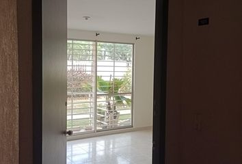 Apartamento en  Calle 45 83d 37, Santiago De Cali, Cali, Valle Del Cauca, Col