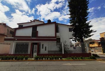 Casa en  Nueva Santa María De Las Rosas, Toluca