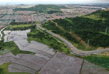 Terreno Comercial en  La Aurora (satélite), Daule