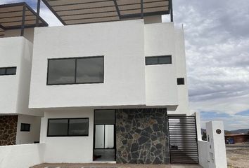 Casa en  76224, Pie De Gallo, Querétaro, Mex