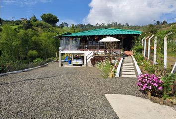 Villa-Quinta en  Monserrate Casas, Santa Rosa De Cabal