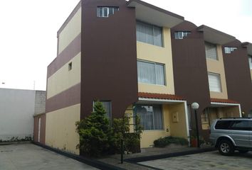 Casa en  Kennedy, Quito