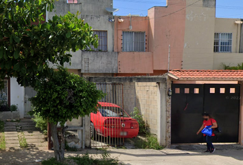 Casa en fraccionamiento en  Calle 121, Fraccionamiento El Talismán, Benito Juárez, Quintana Roo, 77518, Mex