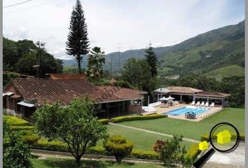Casa en  Hatillo - Barbosa #29, Barbosa, Antioquia, Colombia
