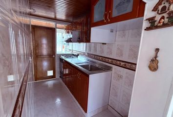 Apartment for rent in Lago Timiza II, Bogotá