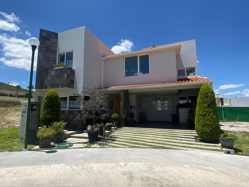 venta Casa en San Luis Potosí Centro, San Luis Potosí (Y21-V219)