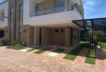 House for rent in Aleros de la Sabana, Chía