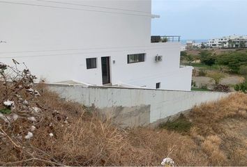 Terreno Comercial en  Tarqui, Manta