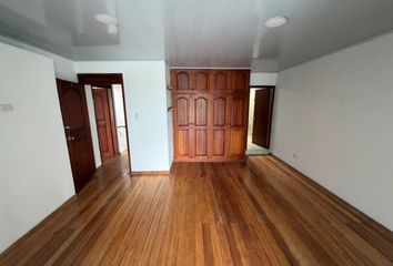 Apartamento en Pinares De San Martin, Pereira