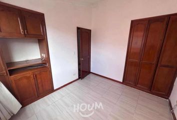 Apartamento en Santa Bárbara Central, Bogotá