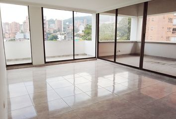 Apartamento en Florida Nueva, Medellín