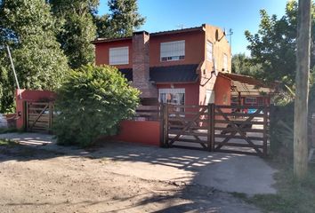 Casa en  Y, Calle 12 & Calle 19, Barrio Felix Camet, Provincia De Buenos Aires, Argentina