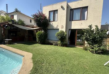 Casa en  Peñalolén, Provincia De Santiago