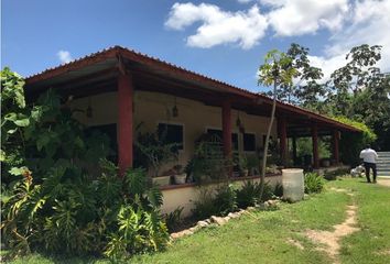 Casa en  Libramiento Conkal - Mococha - Baca, Baca, Yucatán, 97348, México
