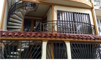 Villa-Quinta en  Carrera 43 12b 03, Santiago De Cali, Cali, Valle Del Cauca, Col