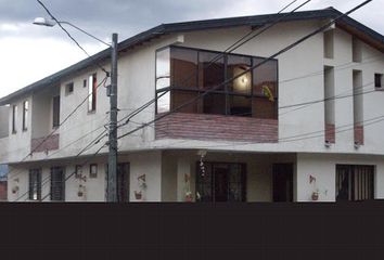 Casa en  Comuna 7, Robledo, Medellín