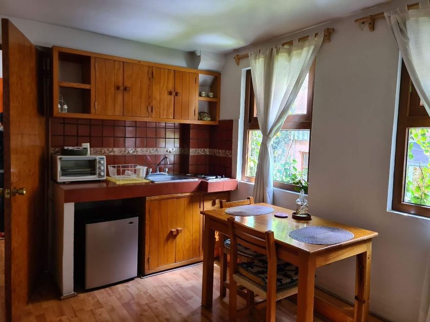 renta Departamento en Colonia Del Carmen, Coyoacán, CDMX (EB-IR9828r)-  