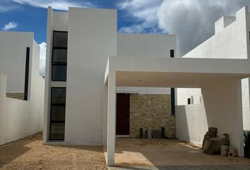 Casa en  Pueblo Cholul, Mérida, Yucatán