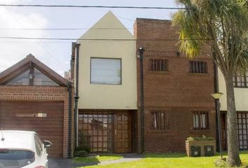 Casa en  Barrio La Florida, Mar Del Plata