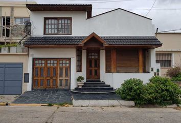 Casa en  Bernal, Partido De Quilmes