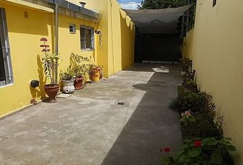 Casa en  Villa Luzuriaga, La Matanza