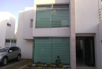Casa en fraccionamiento en  Avenida Morelos, San Juan Cuautlancingo, Cuautlancingo, Puebla, 72700, Mex