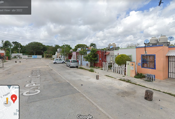 Casa en fraccionamiento en  Privada 62 1139, Fraccionamiento Guadalupana Brisas, Benito Juárez, Quintana Roo, 77518, Mex