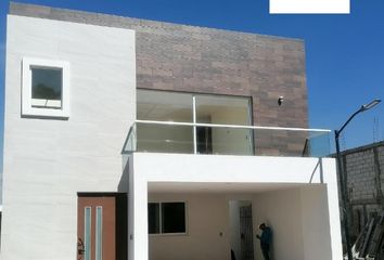 Casa en fraccionamiento en  Avenida La Carcaña, Residencial Ex Hda La Carcaña, San Pedro Cholula, Puebla, 72590, Mex