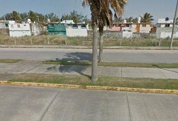 Lote de Terreno en  Santa Isabel Iv, Coatzacoalcos, Veracruz