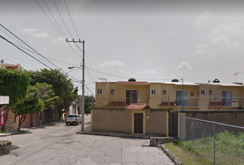 Casa en condominio en  Avenida Estado De Puebla, Fraccionamiento Burgos Cuernavaca, Emiliano Zapata, Morelos, 62584, Mex