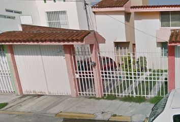 Casa en  Calle 4 Oriente 22-80, Toltepec Álamos, Puebla, 72350, Mex