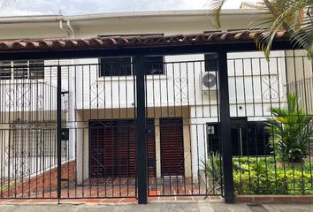 Casa en  Avenida 4ao 4ao-1-4ao-99, Normandia, Cali, Valle Del Cauca, Col