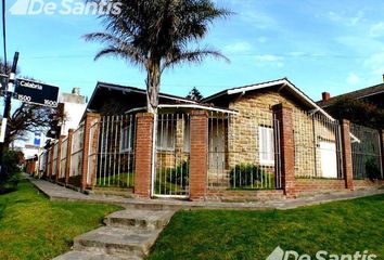 Casa en  Punta Mogotes, Mar Del Plata