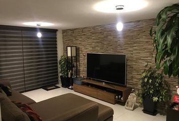 Casa en  Calle Los Bravo, Cuautla Centro, Cuautla, Morelos, 62740, Mex