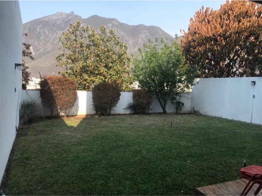 venta Casa en Campestre Bugambilias, Monterrey, Monterrey (MX21-LL5321)-  