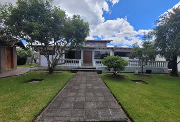 Casa en  Sur De Quito, Quito