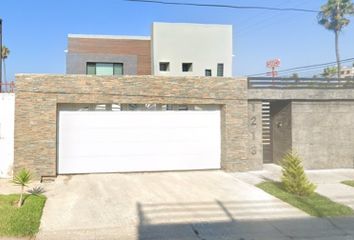Casa en  Calle Del Cantil 3179-3197, Fraccionamiento Secc Costa Hermosa, Tijuana, Baja California, 22506, Mex
